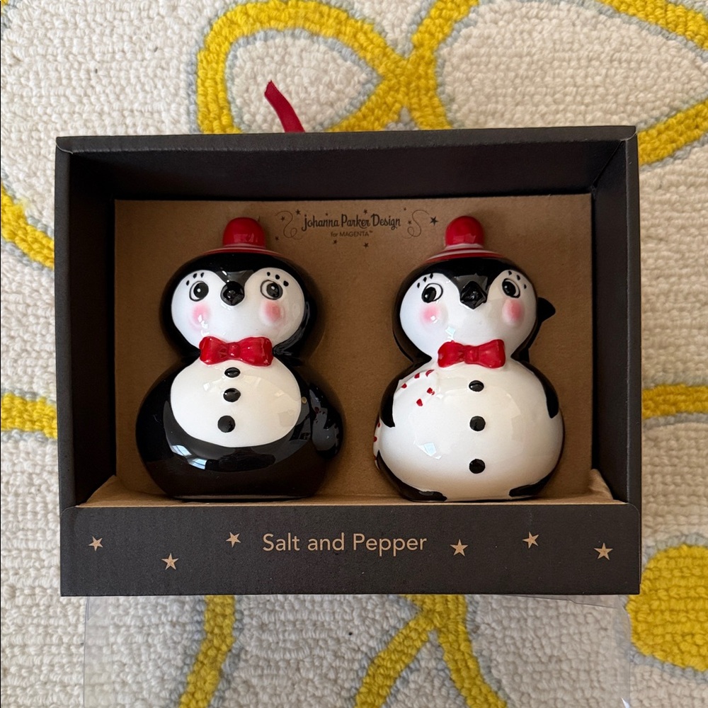 NWT Johanna Parker Penguin Salt & Pepper Shakers